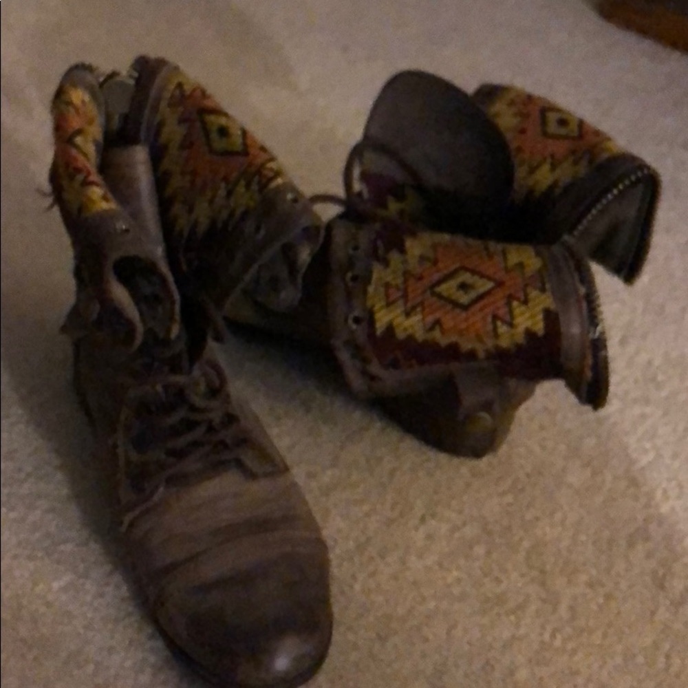 Steve Madden boots